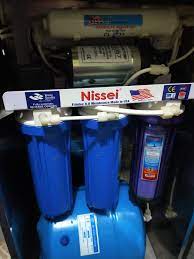 Thay-loc-nuoc-NISSEI